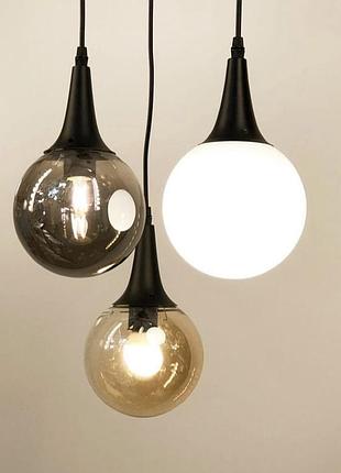 Підвісний світильник golf у трьох кольорах.