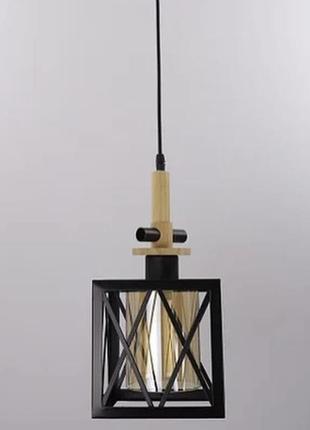 Підвісний світильник з елементами дерева та металу.4 фото