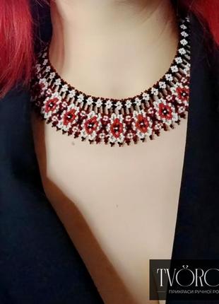 Ожерелье силянка из бисера красного цвета в украинском стиле