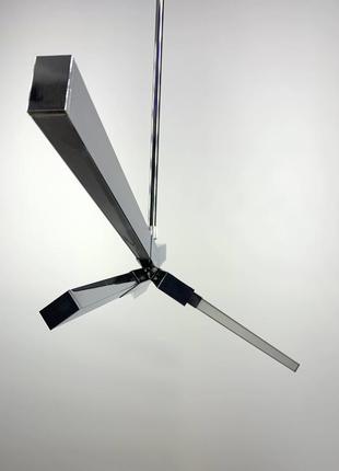 Сучасний світлодіодний світильник