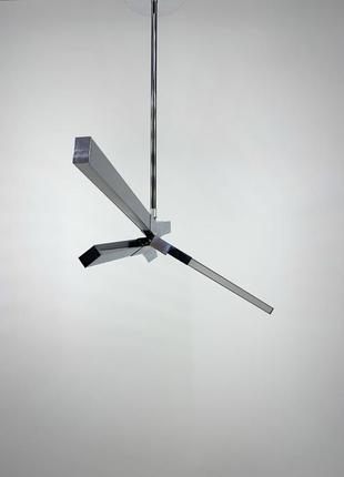 Сучасний світлодіодний світильник