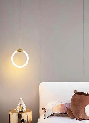 Дизайнерський латунний підвіс круг з гнучкою led стрічкою