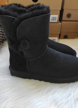 Женские более теплые угги ugg australia