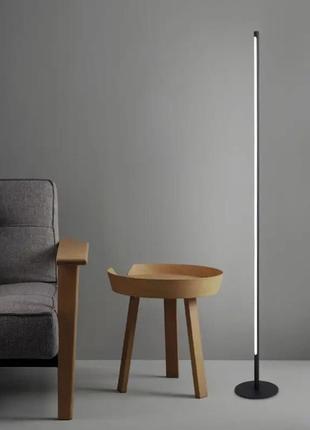 Мінімалістичний та стильний торшер moda