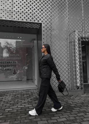 Стильная трендовая куртка стеганая короткая плащевка базовая