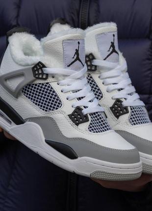 Зимові жіночі кросівки nike air jordan 4 winter white black (хутро) 37-38