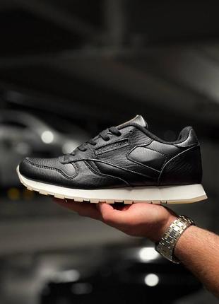 Reebok classic leather black white