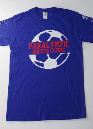 Gildan. спортивная футболка. s размер.