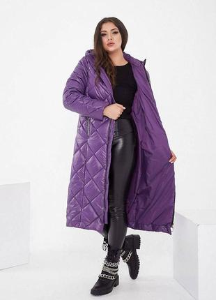 Женская зимняя длинная стеганая куртка на молнии с капюшоном большие размеры 48-622 фото