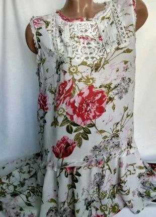 Подовжена шифонова блуза з мереживом в квіти р. 36/м - дефект, від river island