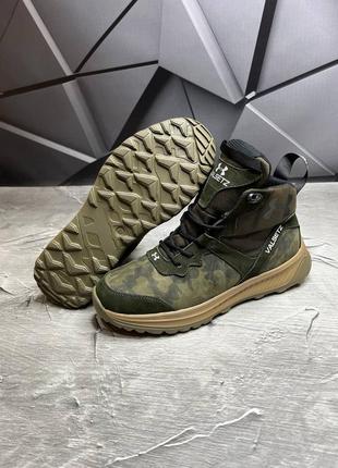 Кроссовки зимние мех кожаные в стиле under armour7 фото