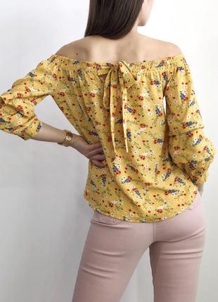 Шыканый желтый топ блуза на плечи в цветы 💐1 фото