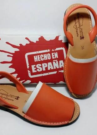 Яскраві сандалі з натуральної шкіри іспанія, оригінал3 фото