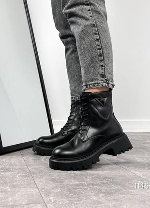 Черные удобные массивные ботинки5 фото