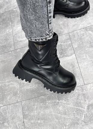 Черные удобные массивные ботинки4 фото