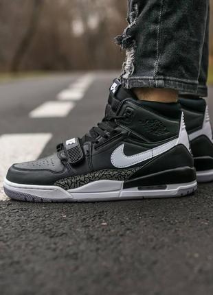 Чоловічі кросівки nike air jordan legacy black white 40-41-42-43-44-45