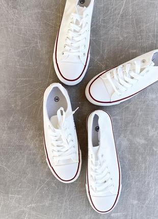 Очень качественные белые кеды в стиле converse/фото на ножках!4 фото