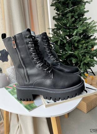 Черные натуральные кожаные зимние ботинки на шнурках шнуровке толстой подошве кожа зима10 фото