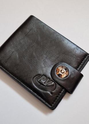 Зручний стильний чоловічий гаманець