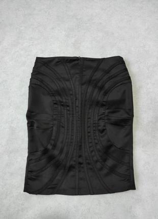 Черная эффектная юбка с драпировкой сатин1 фото