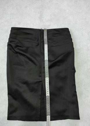Черная эффектная юбка с драпировкой сатин4 фото