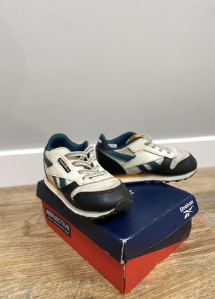 Кроссовки reebok 24 eur 7.5 Ausa