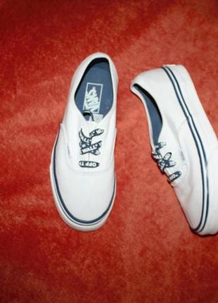 Кеди фірми vans 38 розміру по устілці 24 см.