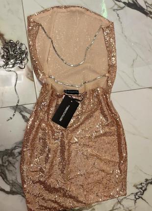 Платье с пайетками