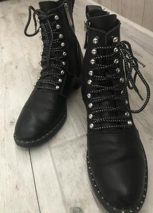 Zara черные кожаные ботильоны ботинки zara на низком каблуке5 фото