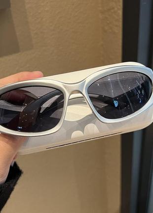 Сонцезахисні окуляри прямокутні сірі1 фото