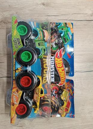 Машинки hot wheels monster trucks в ассортименте5 фото