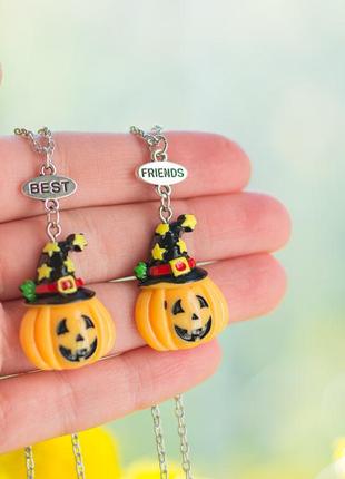 Набор кулон для двоих друзей "best friends. halloween. цена за набор