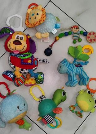 Підвісна інтерактивна іграшка для коляски infantino, playgro, fisher price