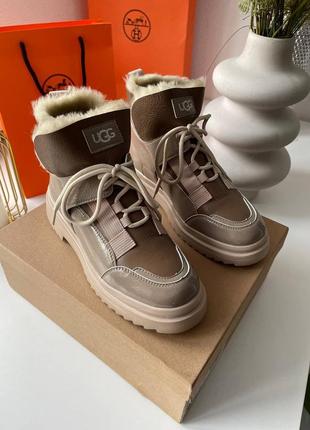 Дуже теплі черевики в стилі ugg