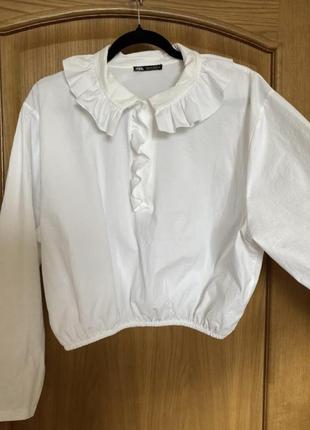 Белая стильная необычная укорочённая блуза снизу на резинке 50-52 р zara7 фото