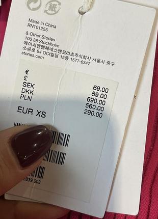 Гольф в сеточку, водолазка, реглан розовый от шведского бренда &other stories8 фото