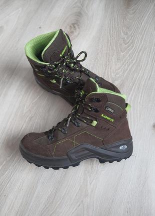 Трекінгові черевики lowa gore-tex 35 розмір