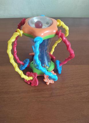 Игрушка развивающийп для малыша