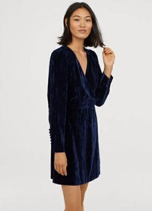 Оригинальное платье из мятого бархата от бренда h&m 0534268005 разм. 40