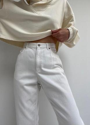 Белые плотные коттоновые идеальные джинсы мом hight waist jjxx