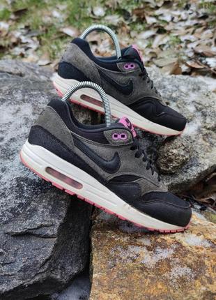 Кросівки nike air max 1 essential