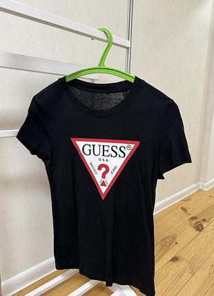 Футболка guess