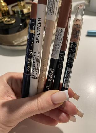 Набір нюдових матових олівців для губ