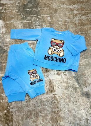 Костюм moschino1 фото