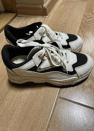 Кросівки на платформі