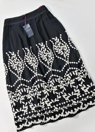 Новая черная юбка в вышивку цветы1 фото