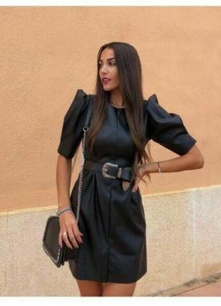 Платье zara из экокожи черное мини4 фото