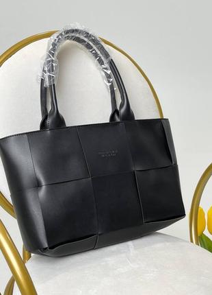 Сумка в стиле bottega vneta arco tote black7 фото