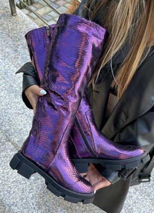 Невероятные фиолетовые сапоги из натуральной кожи металлик питон 36-41 зимние демисезон3 фото