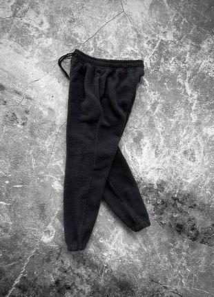 Спортивные штаны утепленные черные